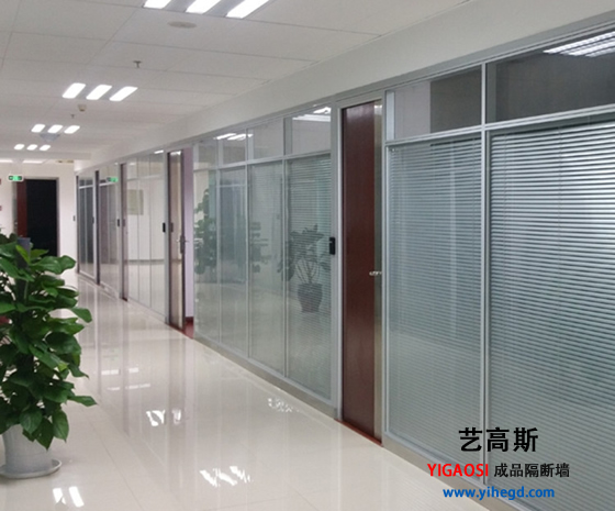 玻璃隔斷