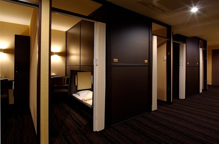 低隔間.jpg 低隔間.jpg