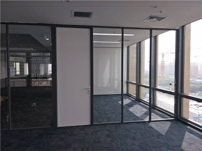 1634_big.jpg 1634_big.jpg